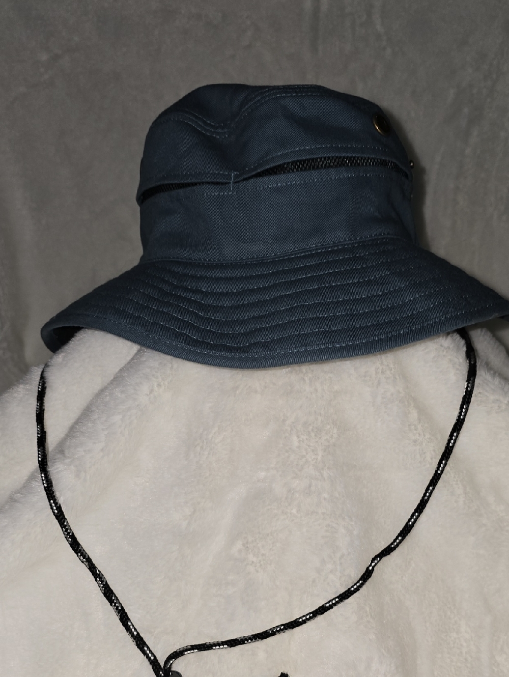 Duluth Blue Bucket Hat with Chin Cord Large